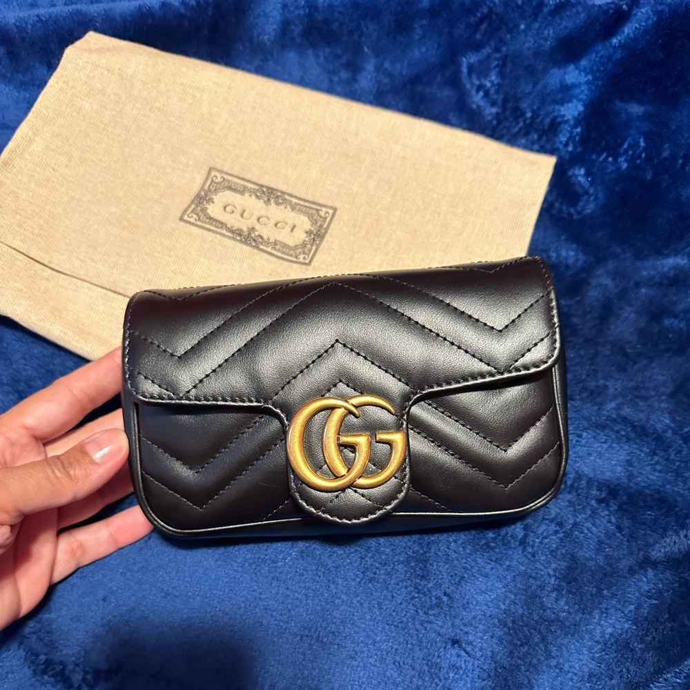 GG Gucci Marmont Leather mini crossbody bag